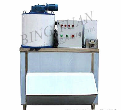 2.8KW 800KG آلة صنع شرائح الثلج الصناعية ، آلة صنع شرائح الثلج الصغيرة